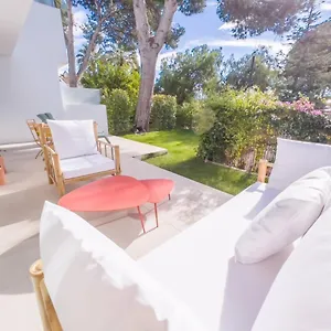 Bajo Con Jardin En La Milla De Oro Apartamento